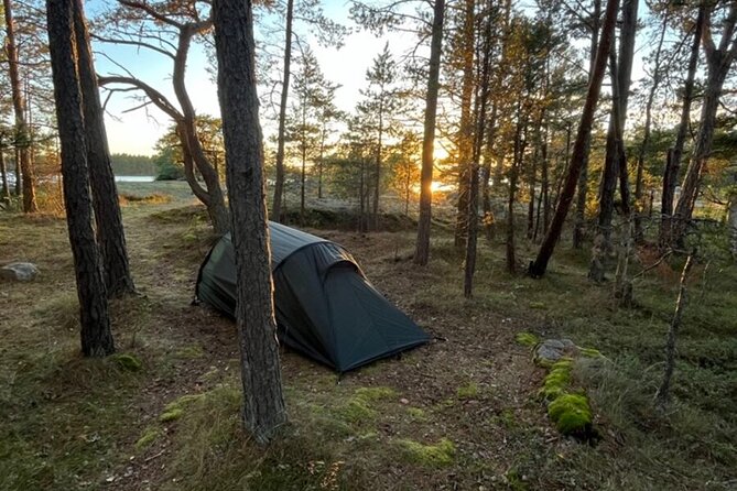 2-Day Kayak Tour in the Stockholm Archipelago - Lunch Landing on a Peaceful Island: Fire-Cooked Food and a Reset