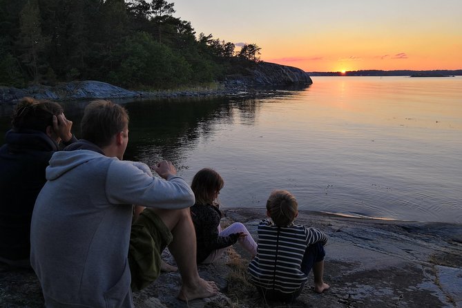 2-Day Small-Group Stockholm Archipelago Kayak Tour - Who you’re with: small-group pacing and real guidance