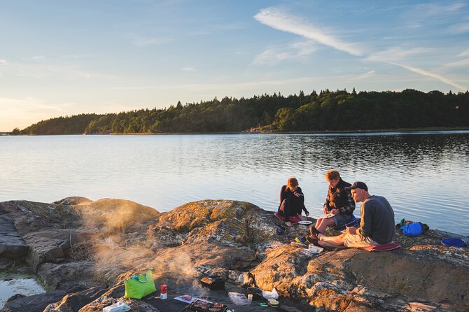 4-Day Stockholm Archipelago Self-Guided Kayak and Wild Camp - Day 4: island lunch, coffee after paddling, then the easy return
