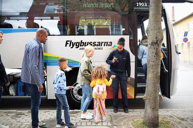 Arlanda Airport Bus Transfer Departure - Stockholm to Arlanda in one straight shot
