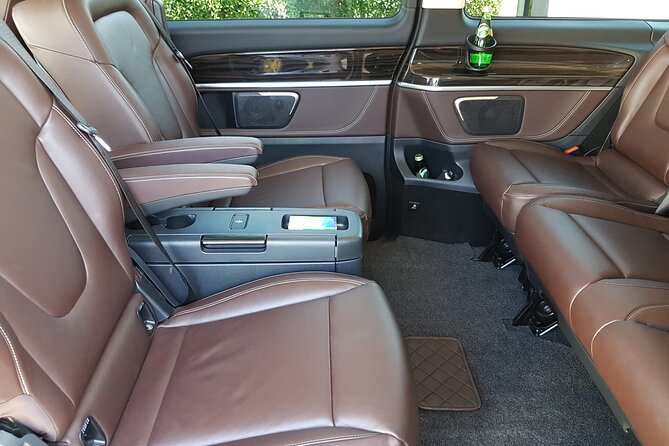 Cruise port VIP Transfer: Cruise port to Stockholm city center 1-6 Passangers - How the Group Size Changes the Experience (1 to 6 Passengers)