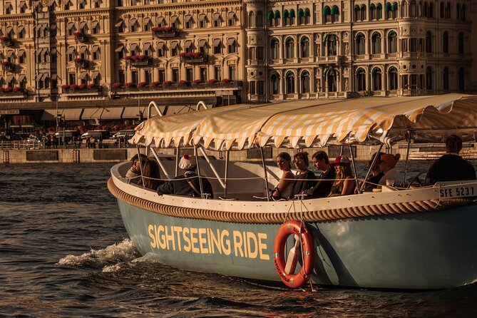 Open Electric Boat Ride in Stockholm with Live-Guide - Why the silent electric boat is the smart Stockholm move