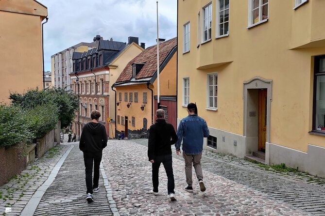 Private blood, ghosts and folklore Old Town 2h Stockholm tour - Meeting at Stortorget and Ending Near S:t Jacobs Kyrka