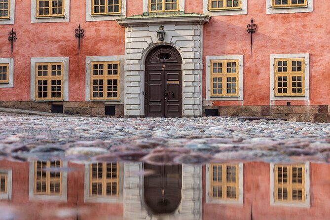 Private Golden Hour Photo Walk in Stockholm - What the Guide Teaches You (So Your Next Trip Photos Improve)