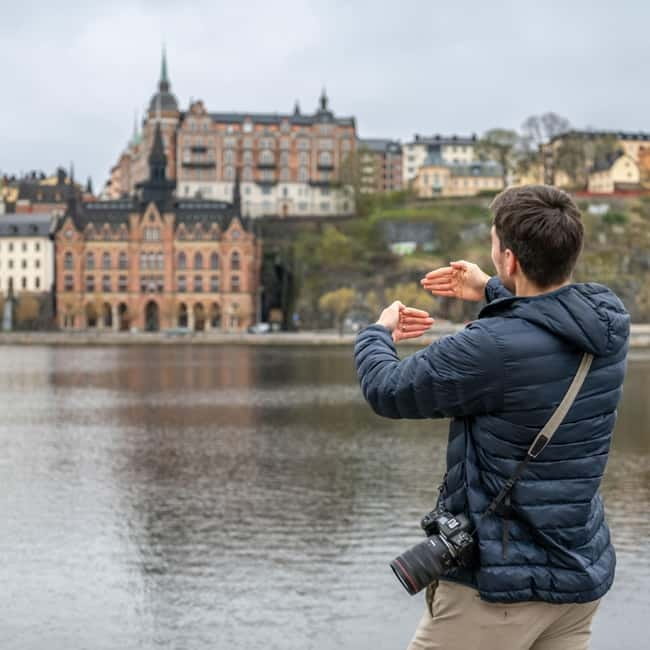Private Golden Hour Photo Walk in Stockholm - Price and value: is $124 per person worth it?