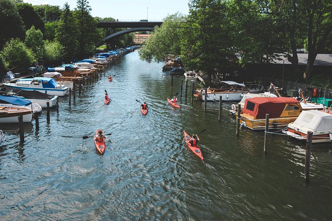 Self-Guided Kayak Adventure In Central Stockholm (One-man kayak) - The Intro Moment That Sets You Up for Success