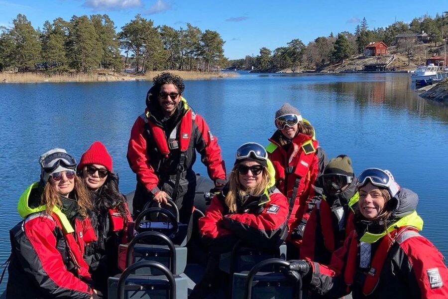 Stockholm: 2-Hour RIB Speed Boat Tour of the Archipelago - Nacka and Södermalm shores: big-city coastline meets wild rocks