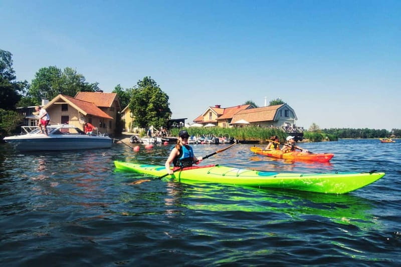 Stockholm: Archipelago Islands Kayak Tour and Outdoor Picnic - Paddling Through the Stockholm Archipelago to Vaxholm