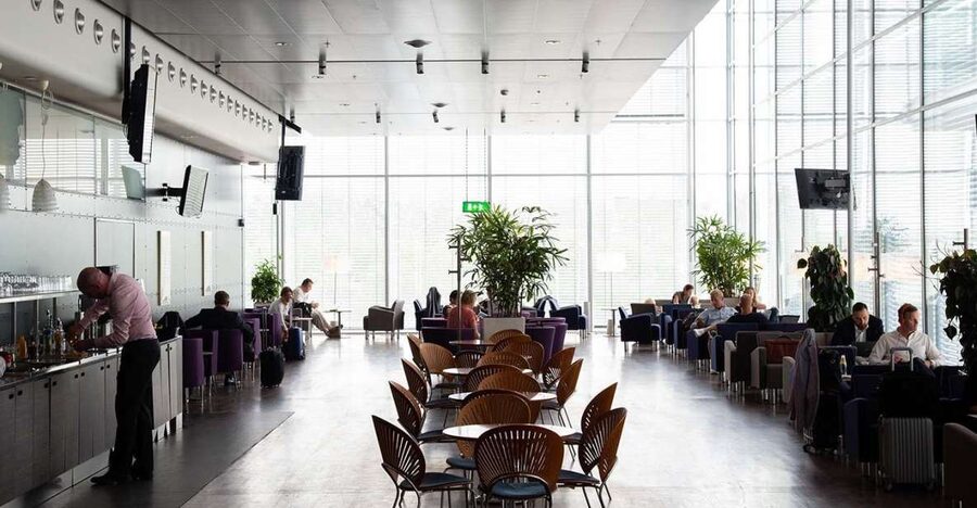 Stockholm Arlanda Airport (ARN): Premium Lounge Entry - Walking In: From Gate 65 to Your Lounge Seat