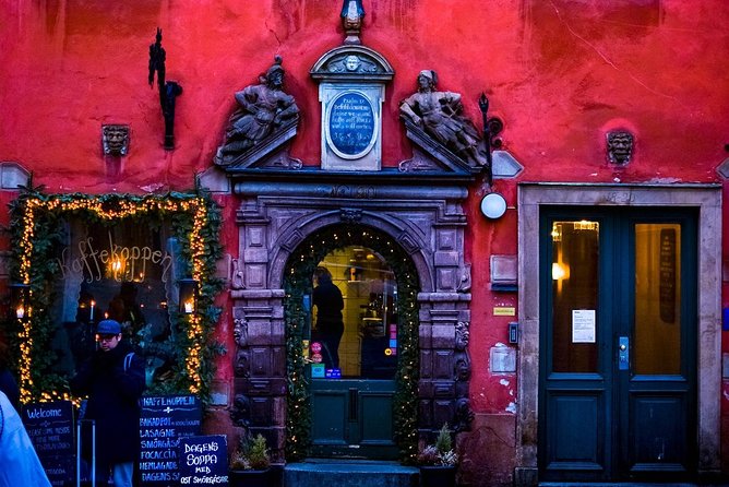 Stockholm Art Tour with a Local Expert: 100% Personalized & Private - Private art walking with a Stockholm host in charge