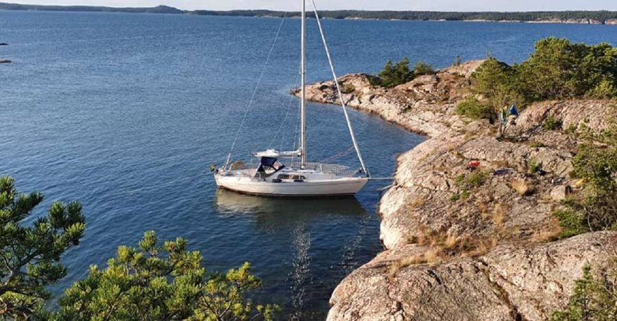 Stockholm: Full Day Archipelago Sailing Tour with Lunch - Lunch in a sheltered bay: warm food, calm water, real energy