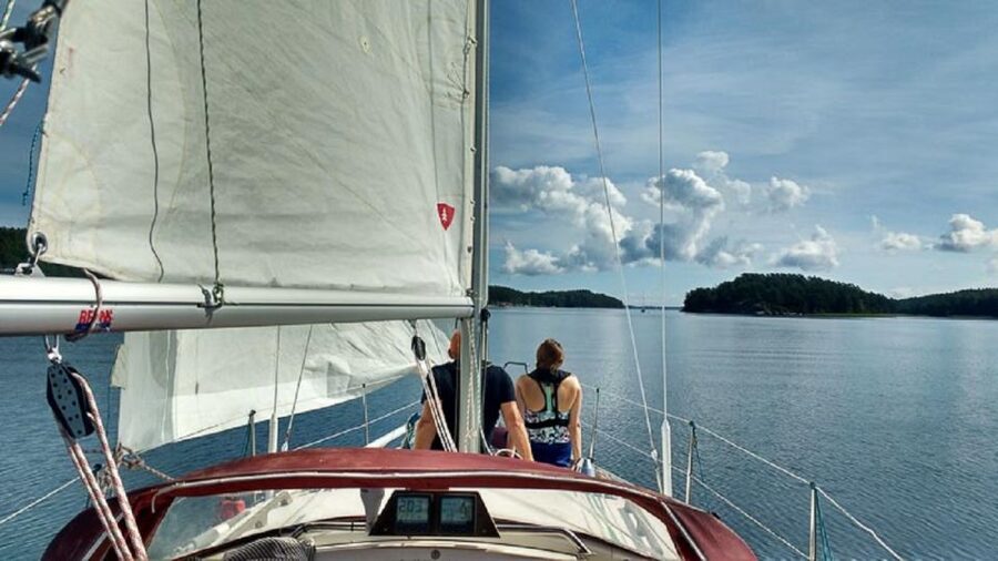 Stockholm: Full Day Archipelago Sailing Tour with Lunch - The Baltic Sea swim: why you should consider it