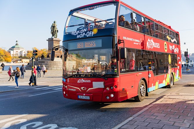 Stockholm Hop-On Hop-Off Bus & Boat Options - Finding the right stop when there are two red-bus operators