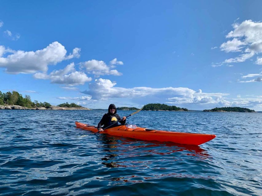 Stockholm: Morning Kayak Tour in the Archipelago with Lunch - Lunch on a small island: organic food plus a real break