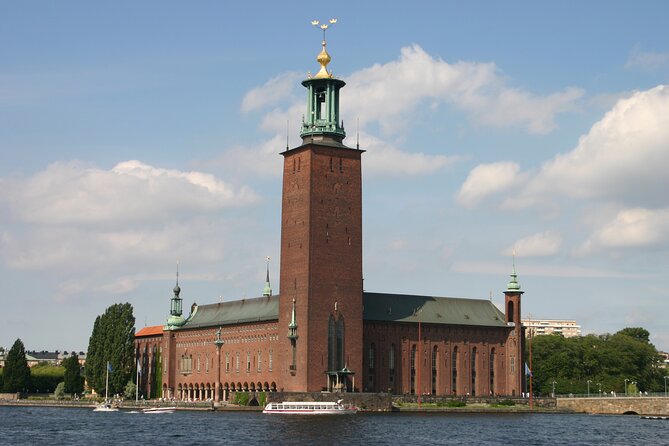 Stockholm must see: City Hall, Gamla Stan and Vasa Museum - Key highlights worth planning for