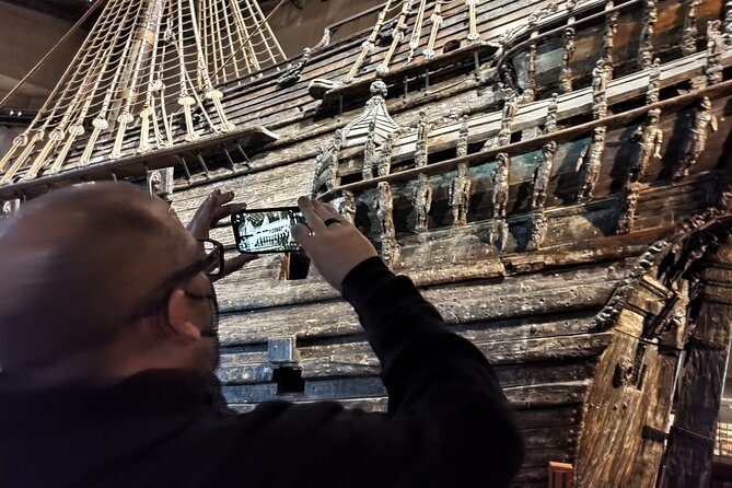 Stockholm Must See - Old Town, boat + Vasa Museum 3h small group - Galarvarvet and Nordiska Museet: the lead-in to Vasa