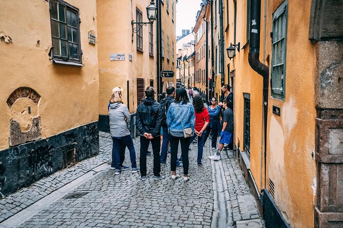 Stockholm Must Sees - Skeppsbron ferry ride to Djurgården: a scenic reset between worlds
