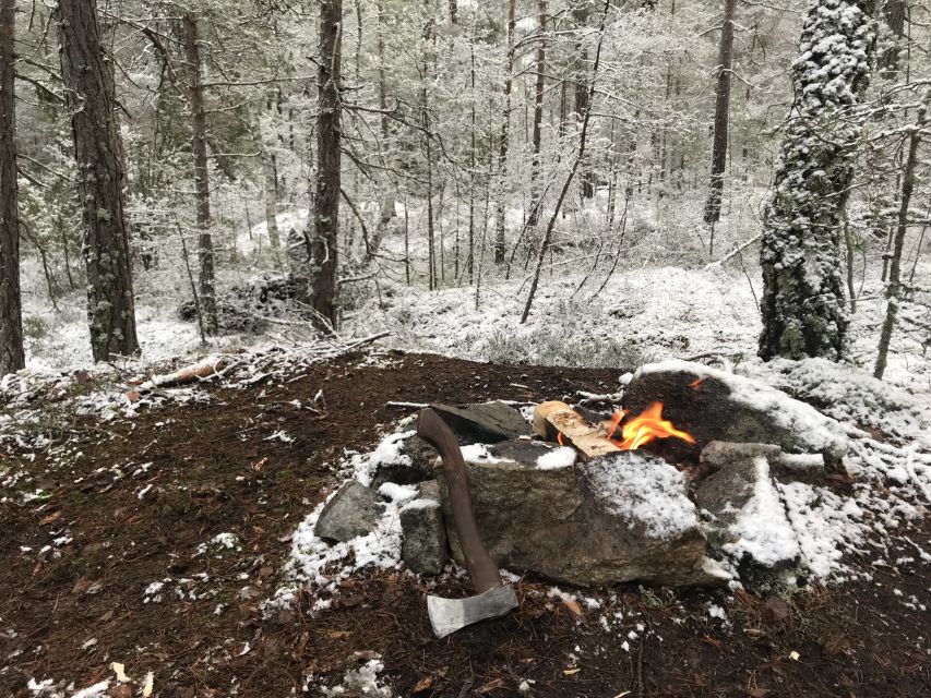 Stockholm: Nature Hike with Campfire Lunch - Noon at the campfire: lunch cooked on open flame and a hot-drink reset