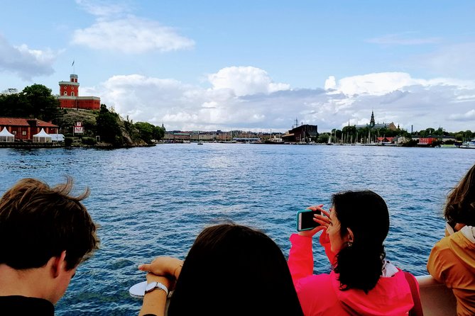 Stockholm Old Town and the Vasa Museum, a Small Group Walking Tour. - Riddarholmen: lake views and the origin story of Stockholm