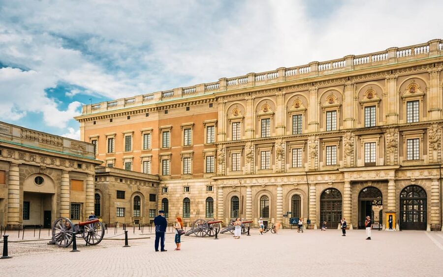 Stockholm: Old Town Highlights Private Walking Tour - Why a private Gamla Stan tour in Stockholm is a good move