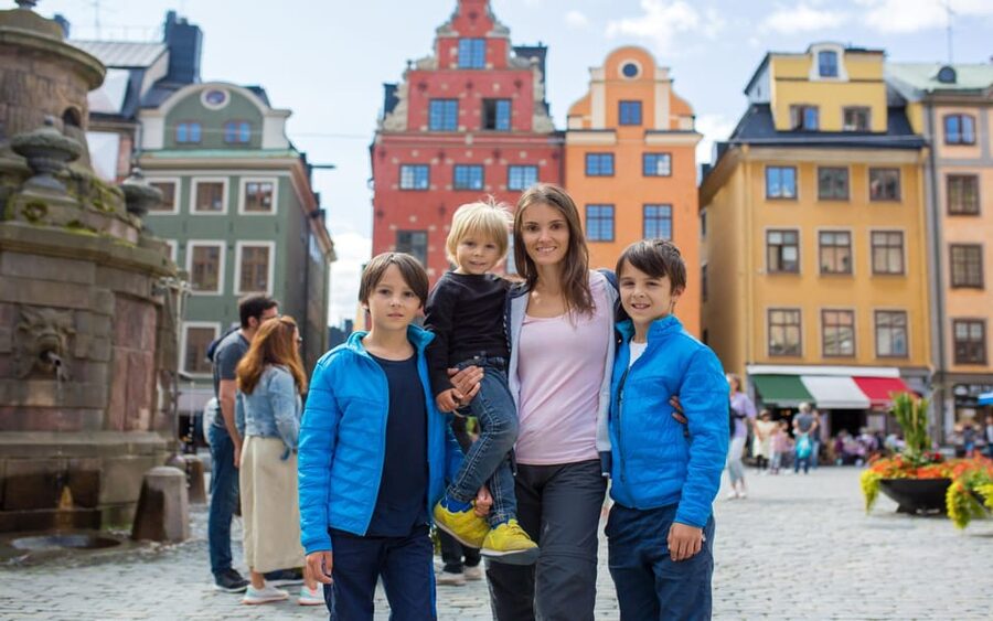 Stockholm: Old Town Highlights Private Walking Tour - The 2-hour route: Viking trail vibes and the Old Town core