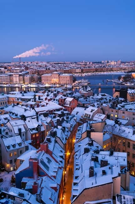 Stockholm: Old Town Historical Walking Tour - What the small group size changes (and why up to 10 is ideal)