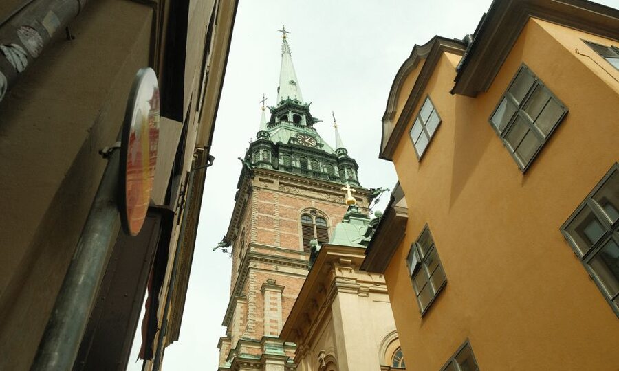 Stockholm: Old Town Self-Guided Tour Learn and solve Puzzles - How the Curiosa puzzle-walk feels in Stockholm