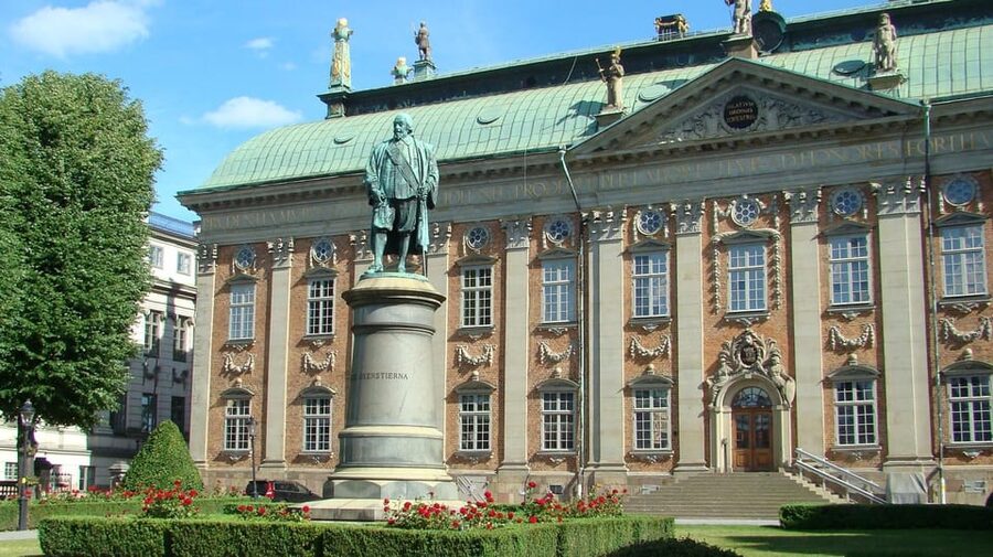 Stockholm: Old Town Walking Tour and the Vasa Museum - Price and value: is $122 fair for 3 hours?