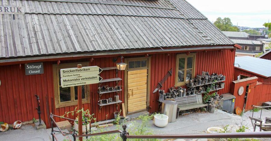 Stockholm: Personalized Guided Tour for Families - Private pickup and a simple route that fits family energy