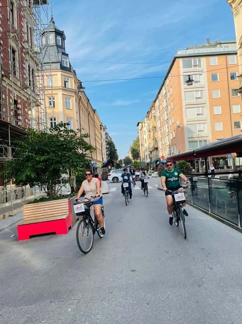 Stockholm's Best Bike Tour! (English / Deutsch) - Getting Started at Odenplan: the back-pedal brake matters