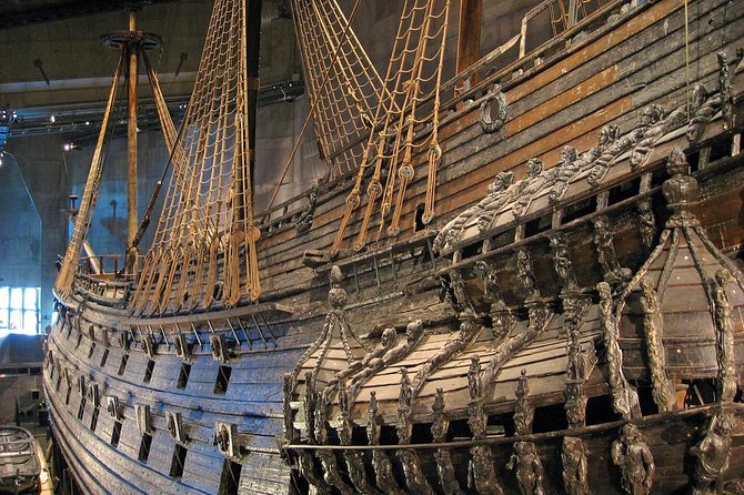 Stockholm's Old Town & Vasa Museum Private Walking Tour - Stortorget and Prästgatan: medieval Stockholm’s starting line