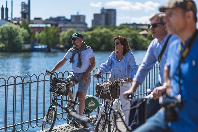 Stockholm’s Urban Treasures Private Bike Tour - The route from Dramaten to Kungsträdgården: theater corners and classic meet-ups