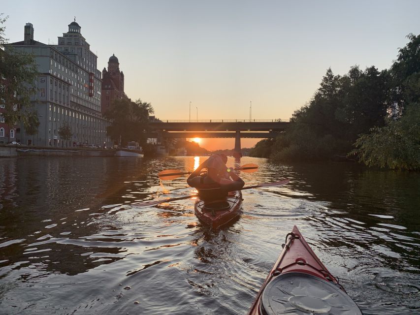 Stockholm: Sunset Kayak Tour in the City + Swedish Fika - First Paddle Hour: Glide Past Bridges and Historic Neighborhoods