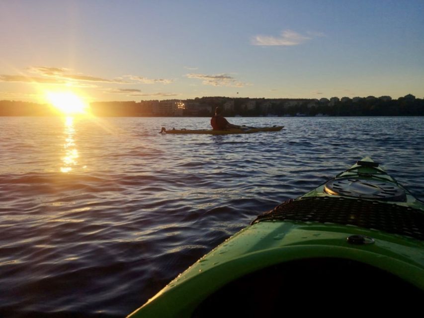 Stockholm: Sunset Kayak Tour in the City + Swedish Fika - Safety Briefing and Paddle Tips That Keep It Stress-Free