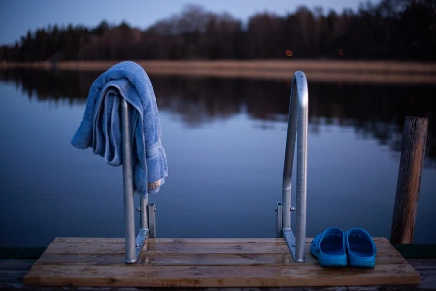 Stockholm: Traditional Sauna & Polar Plunge in Baltic Sea - The total flow: safety, heat, cold, then wind-down