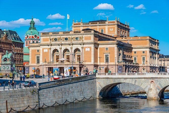 Stockholm Troll Hunt: Self-Guided Old Town Adventure - Squares that explain life: Järntorget and the market streets vibe