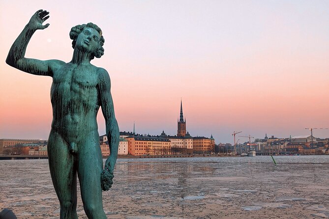 Stockholm Walking Tour – Gamla Stan Highlights - Storkyrkan (Stockholm Cathedral): royal ceremonies, medieval details