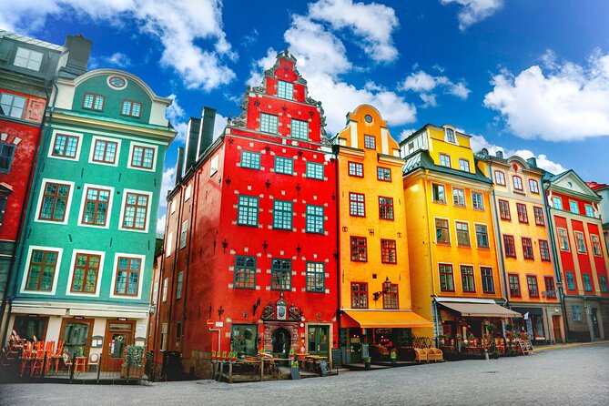 Stockholm Walking Tour with Audioguide on Your Smartphone - Nobel Prize Museum and Royal Palace: two ways Stockholm tells its story