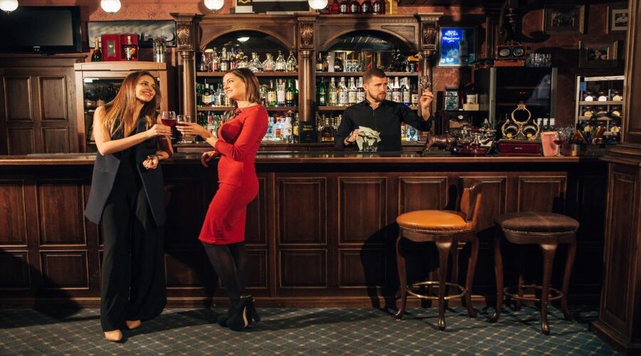 Swedish Beer Tasting Tour in Stockholm Old Town Pubs - Why Gamla stan makes beer taste better